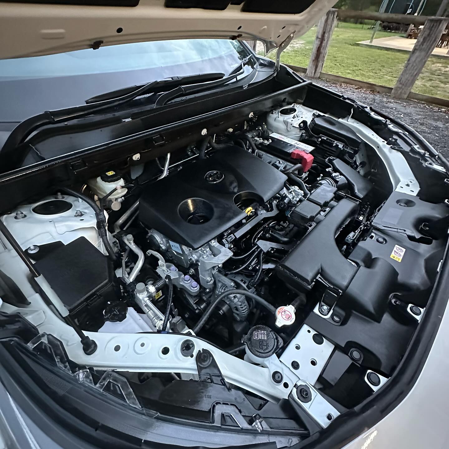 Sedan engine bay