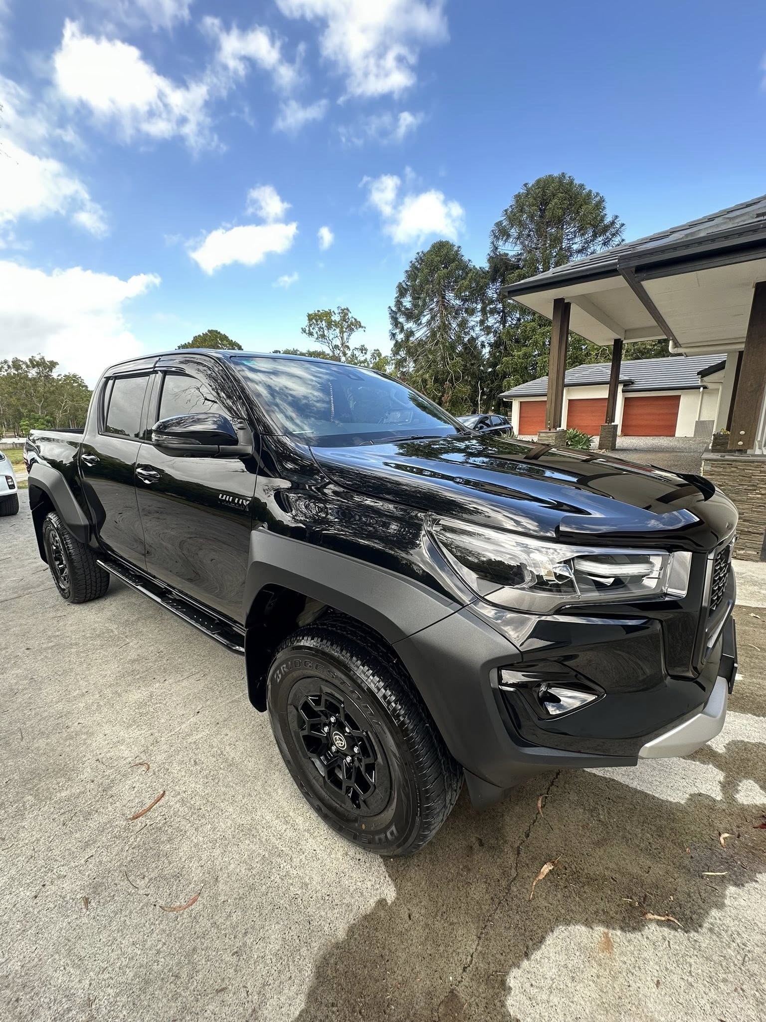 SUV detailing